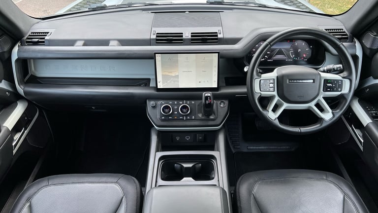 2024 Land Rover Defender 3.0 D300 X-Dynamic HSE 90 3dr Auto With Heated and