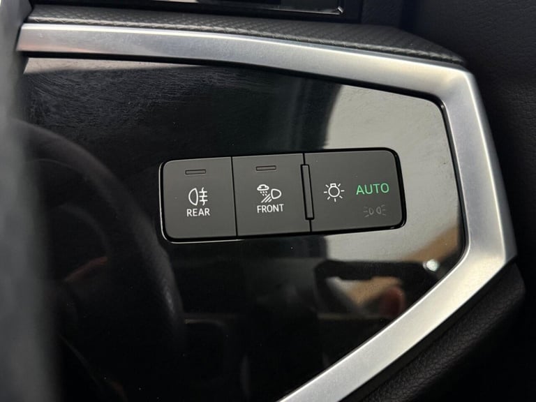 2022 Audi Q3 1.5 TFSI CoD 35 S line Sportback Euro 6 (s/s) 5dr ESTATE Petrol Manual