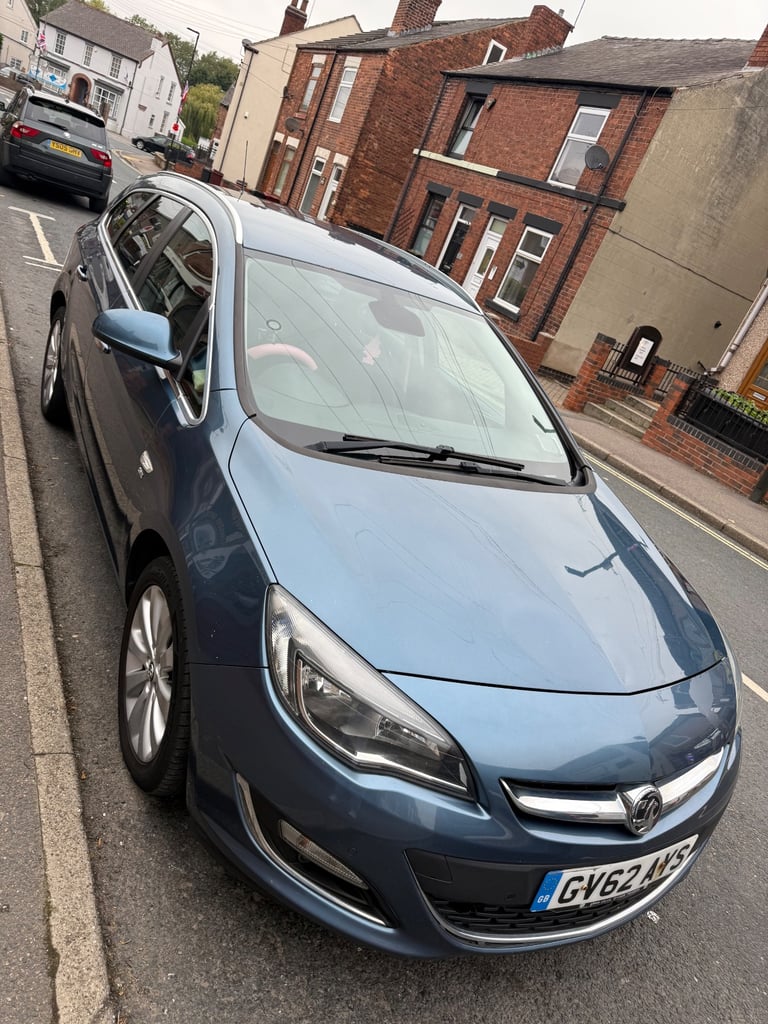 Vauxhall, ASTRA, Estate, 2012, Other, 1598 (cc), 5 doors