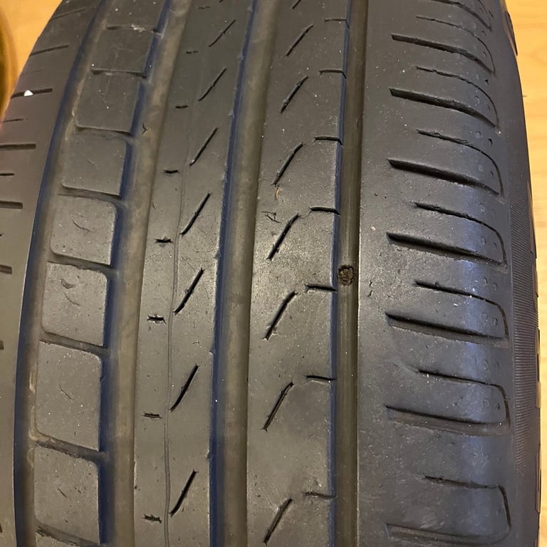 PIRELLI CINTURATO P7 225-55-17 97Y (5+MM) RUNFLAT TYRE DOT 2622