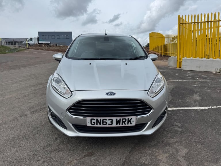 2013 Ford Fiesta 1.0T EcoBoost Titanium Euro 5 (s/s) 5dr HATCHBACK Petrol Manual