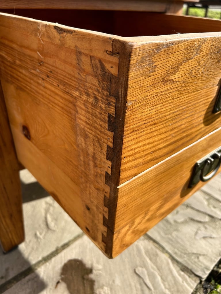 Rustic Solid Oak Coffee Table - Great Condition 