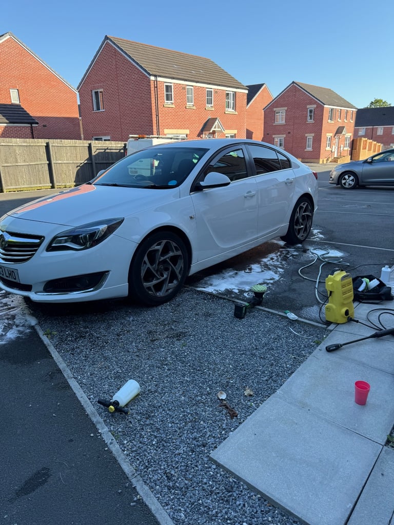 image for Vauxhall, INSIGNIA, Hatchback, 2014, Manual, 1956 (cc), 5 doors