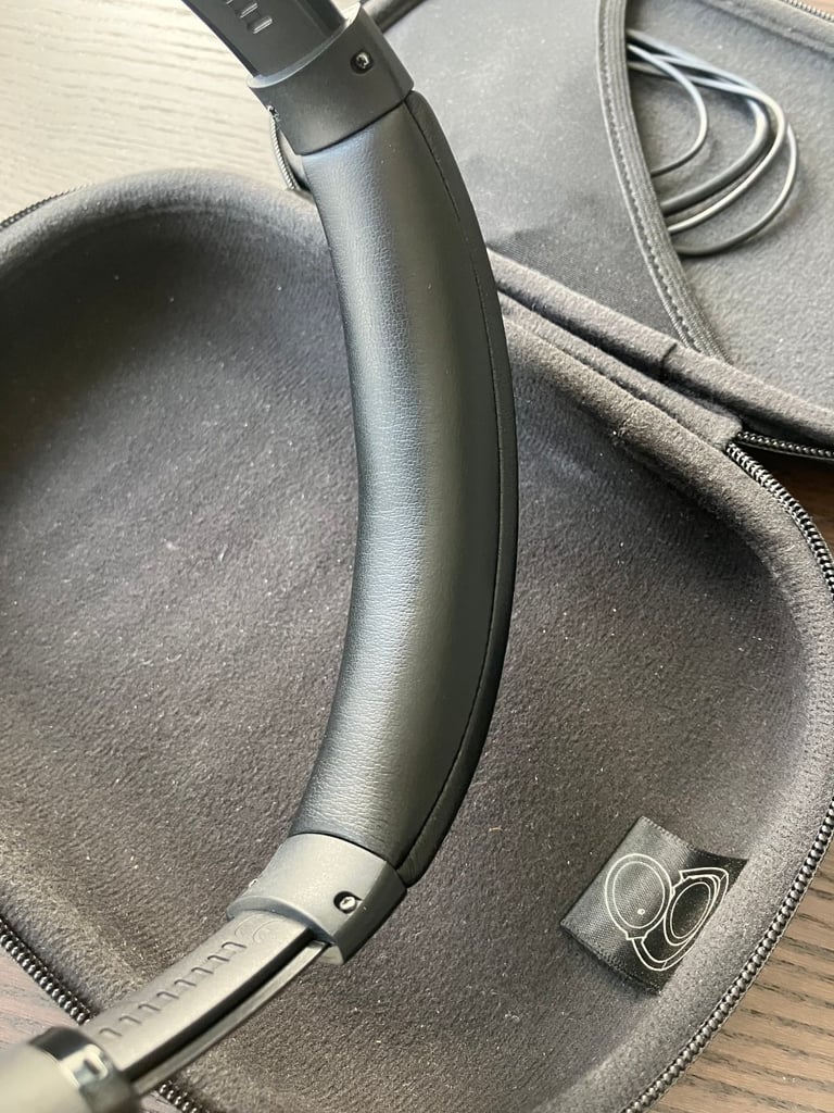 Bose QuietComfort 45 QC45 Noise Cancelling Wireless Over-Ear Headphones - Black