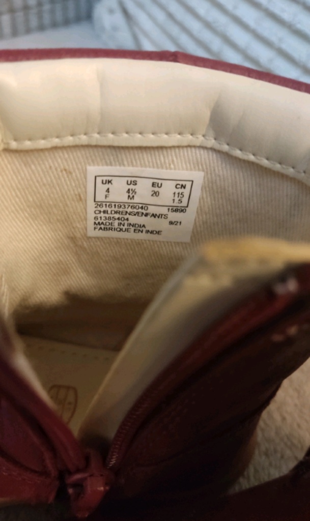 Toddler winter boots, trainers sizes 4-5