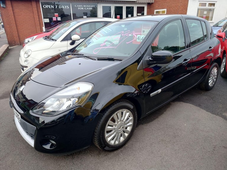 image for 2012 Renault Clio 1.2 Expression + Euro 5 5dr HATCHBACK Petrol Manual