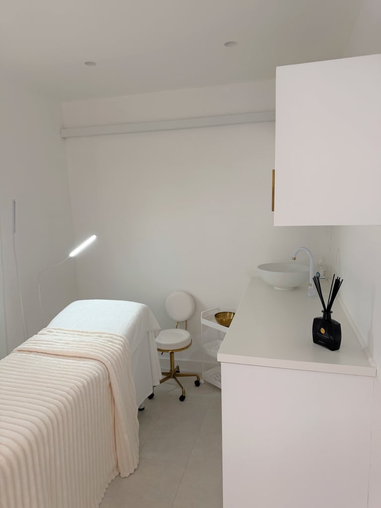 Beautiful Therapy Room to rent 