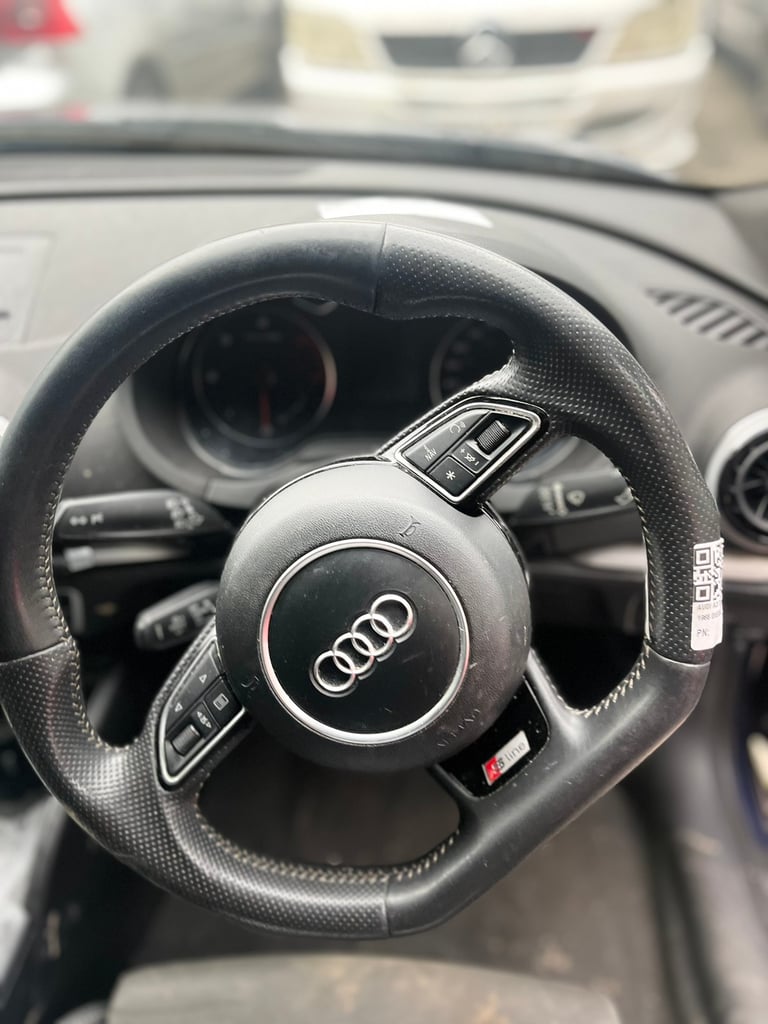AUDI A3 8V S LINE FOR BREAKING IN NAVY BLUE 13-2017 LX5Q 5DR