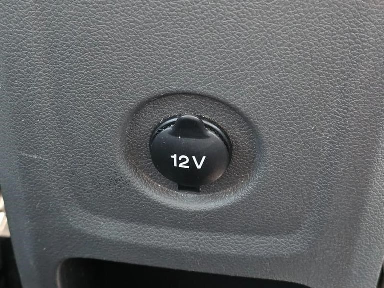 2010 Ford Kuga 2.0 TDCi Zetec 2WD Euro 4 5dr ESTATE Diesel Manual