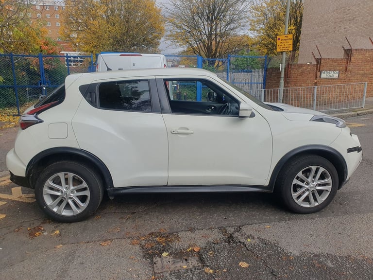 Nissan, JUKE, Hatchback, 2016, Manual, 1461 (cc), 5 doors