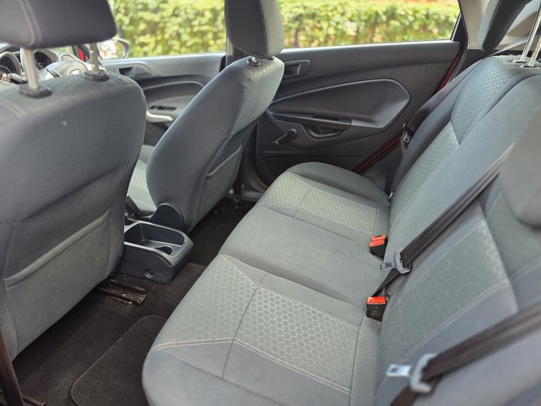 2011 Ford Fiesta 1.4 Zetec 5dr HATCHBACK PETROL Manual