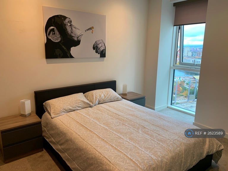 2 bedroom flat in Lightbox, Media City Uk, Salford, M50 (2 bed) (#2623589)