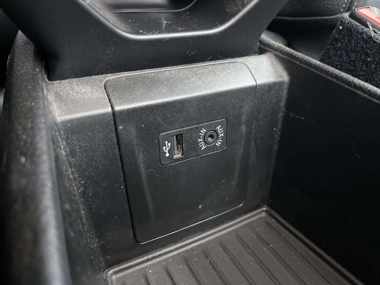 2016 BMW 2 Series 1.5 218i Luxury Auto 5dr MPV Petrol Automatic