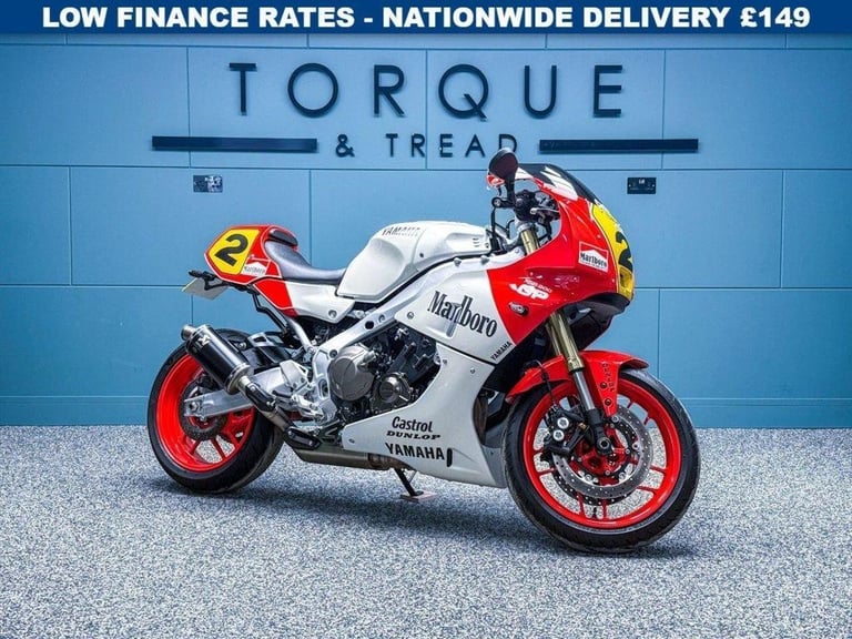 2024 24 YAMAHA XSR900 GP SPORT HERITAGE 900 WAYNE RAINEY REP - LOW MILES