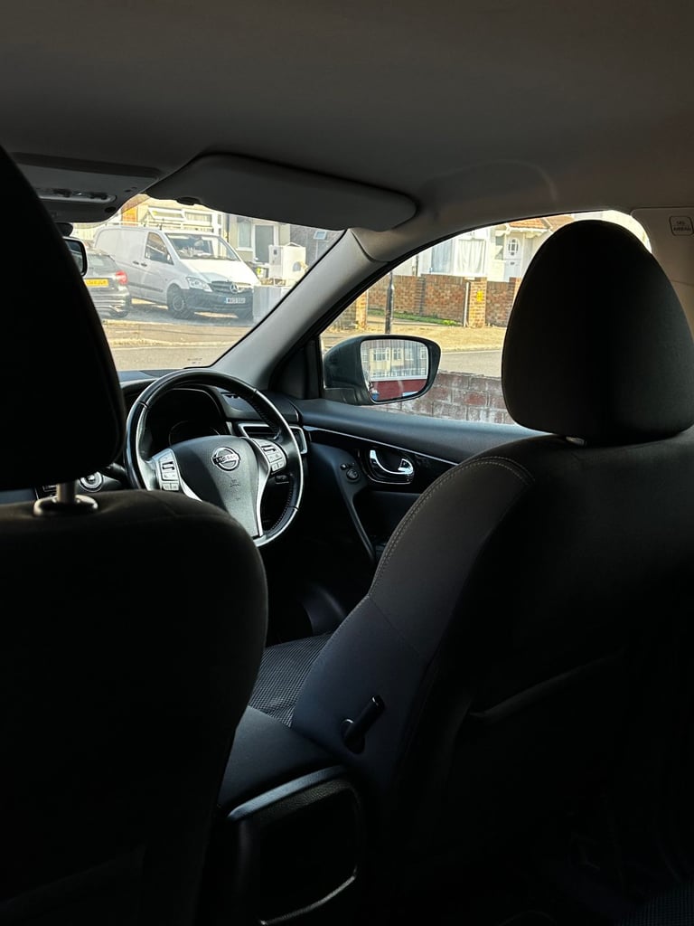 Nissan QASHQAI 2016, Hatchback, Petrol, Manual, 5 doors