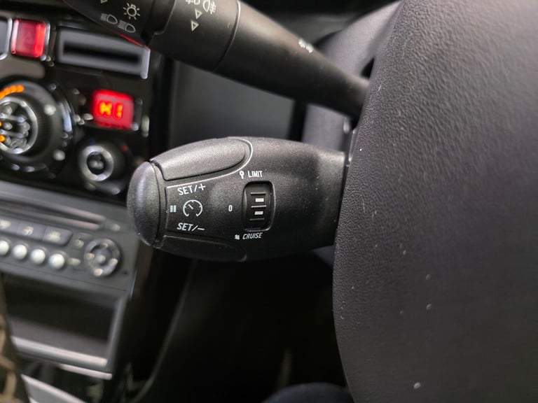 CITROEN C3 PICASSO 1.6 BlueHDi Platinum Grey Manual WARRANTY 12 MONTHS MOT