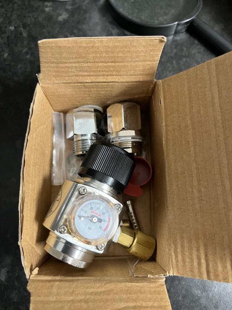 image for Malt Millar mini CO2 regulator 