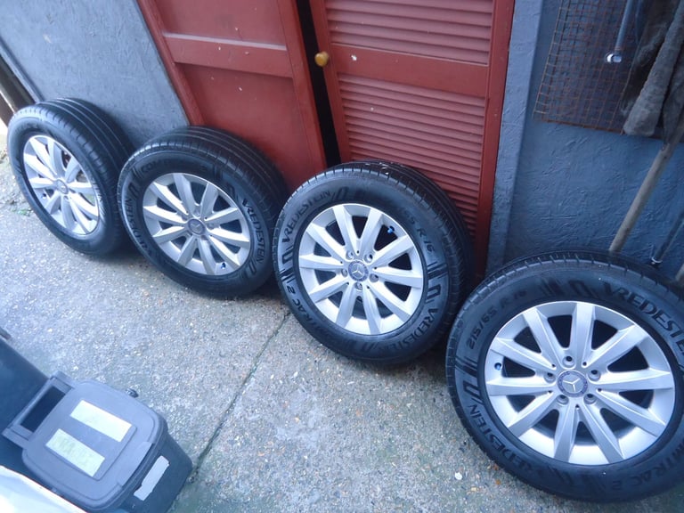 4 x 16 Mercedes Alloy Wheels and CMERCIAL Tyres Will Fit Mercedes VITO/ VIANO PCD 5X112