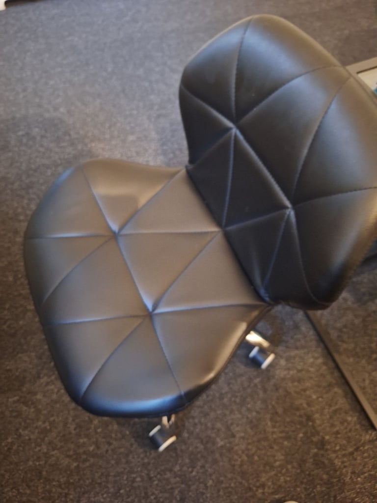 image for Habitat black faux leather spinning desk chair 
