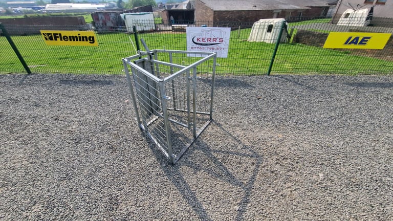 image for Iae sheep handling race shedding gate farm livestock tractor 