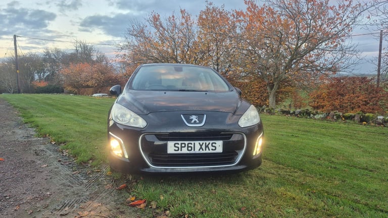 Peugeot, 308, Hatchback, 2011, Manual, 1560 (cc), 5 doors