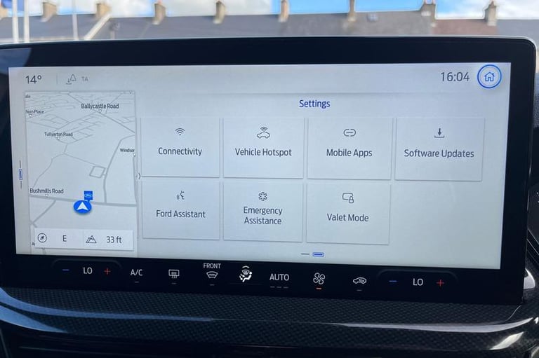 2024 Ford Focus 1.0 EcoBoost Hybrid mHEV ST-Line 5dr, Apple Car Play, Android Auto, Parking Hatch...