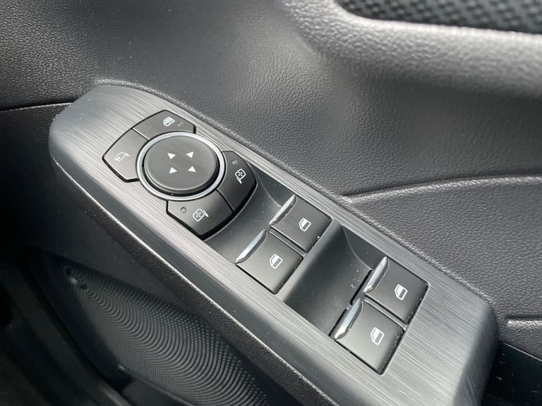  Ford Kuga 2.5 Duratec 14.4kwh St Line X Edition Suv 5dr Petrol Plug In Hybrid