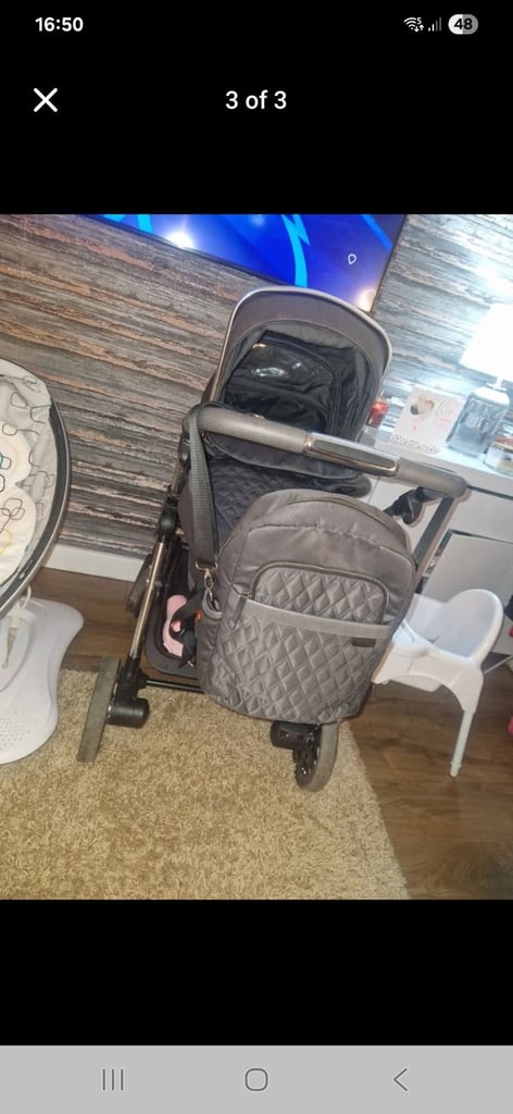 image for silvercross pioneer carrycot and buggy
