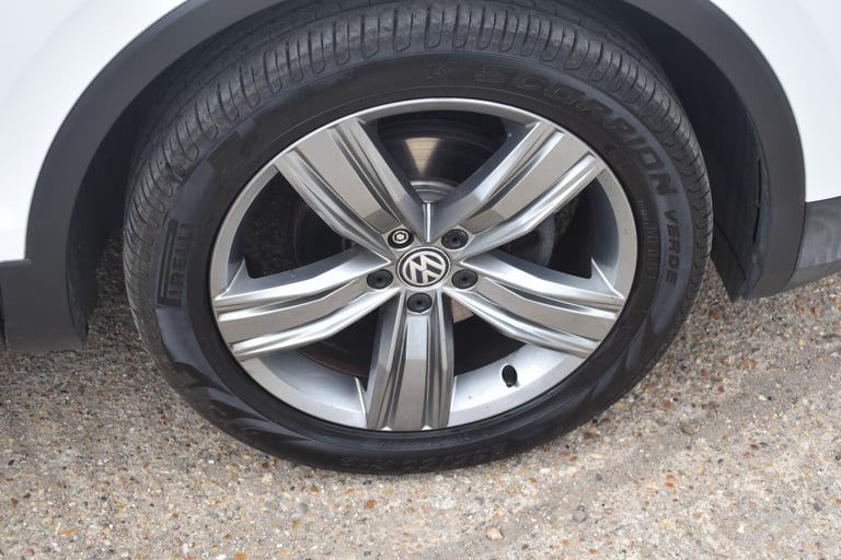 2017 Volkswagen Tiguan 2.0 TDI SEL Euro 6 (s/s) 5dr ESTATE Diesel Manual