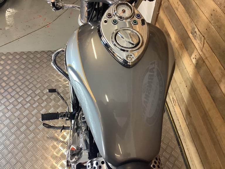 Triumph Bonneville 790 AMERICA