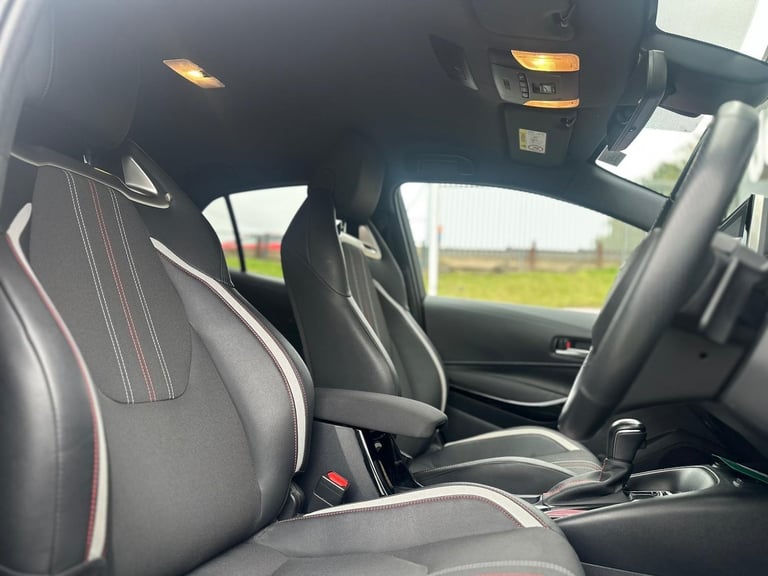 2022 Toyota Corolla 2.0 VVT-i Hybrid GR Sport 5dr CVT HATCHBACK Petrol/Electric Hybrid Automatic