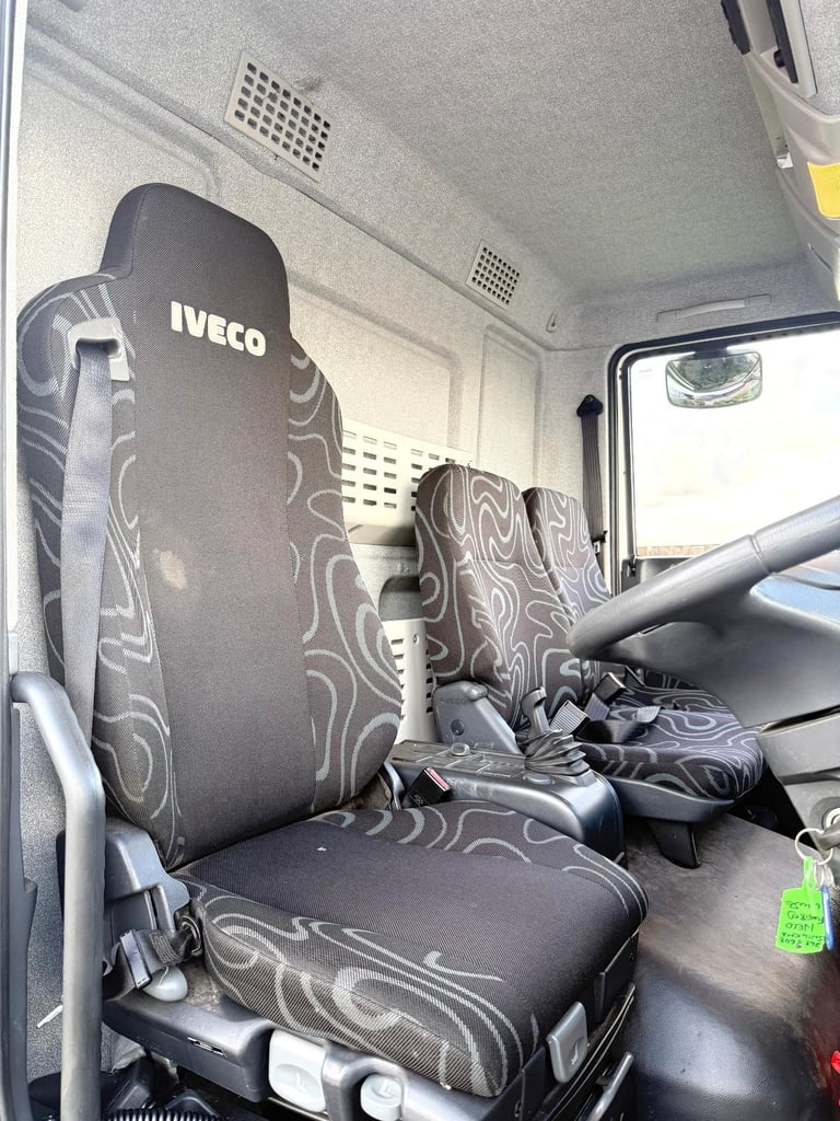 2014 IVECO EUROCARGO 180E25 ALLOY FLATBED EURO-6 18TON U-LEZ !! 5,000 MILES !!