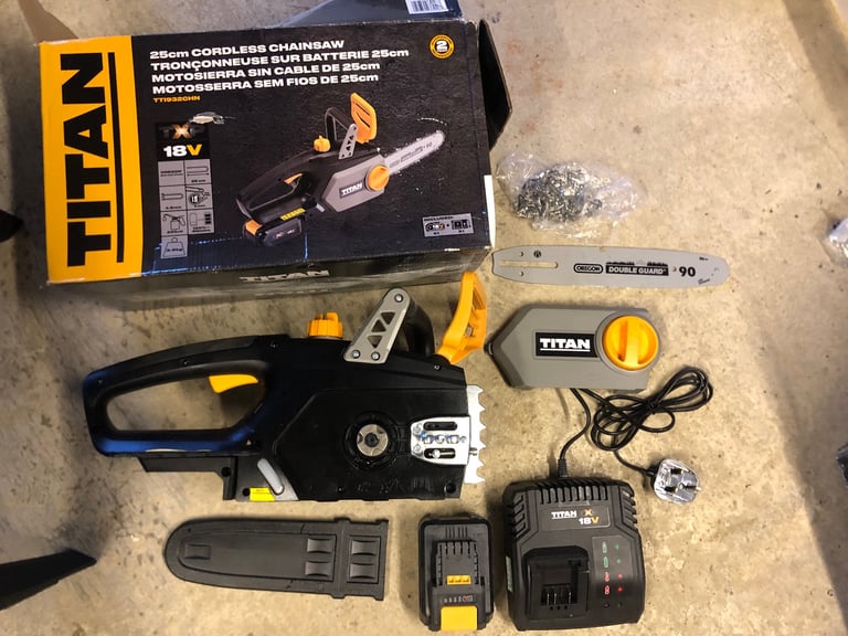 image for TITAN TTI932CHN 18V 1 X 5.0AH CORDLESS 25CM CHAINSAW 