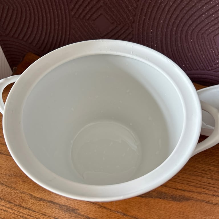 Porcelain Tureen Serving Soup Stew Pot
