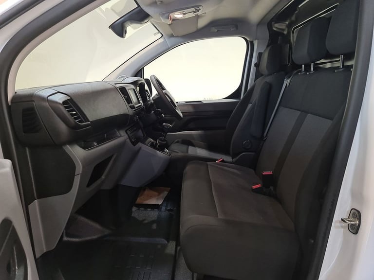 VAUXHALL VIVARO 1.5 TURBO D 2900 DYNAMIC P/V L1 H1 100 BHP SWB DIESEL