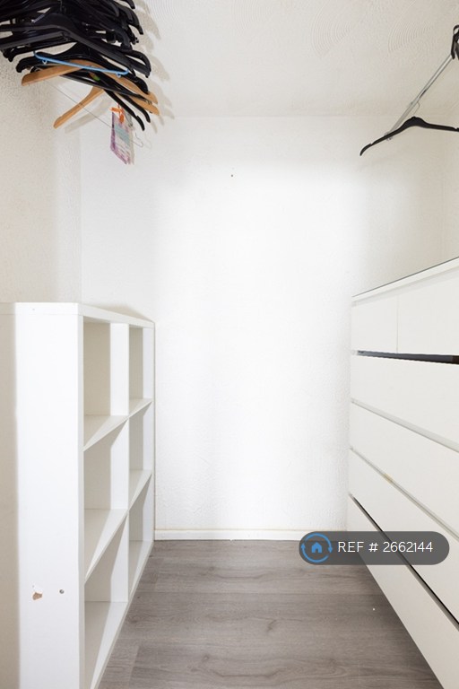 1 bedroom flat in Shettleston Road, Glasgow, G32 (1 bed) (#2662144)
