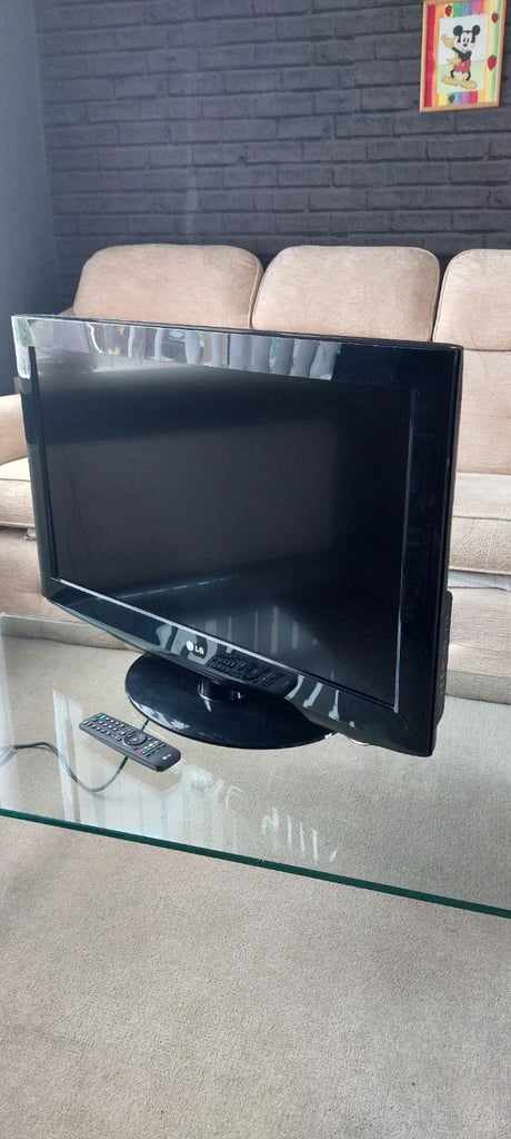 32 inch LG Freeview Tv