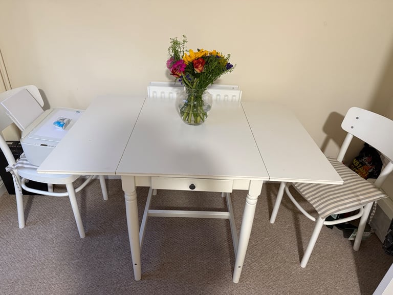 IKEA extendable table and chairs