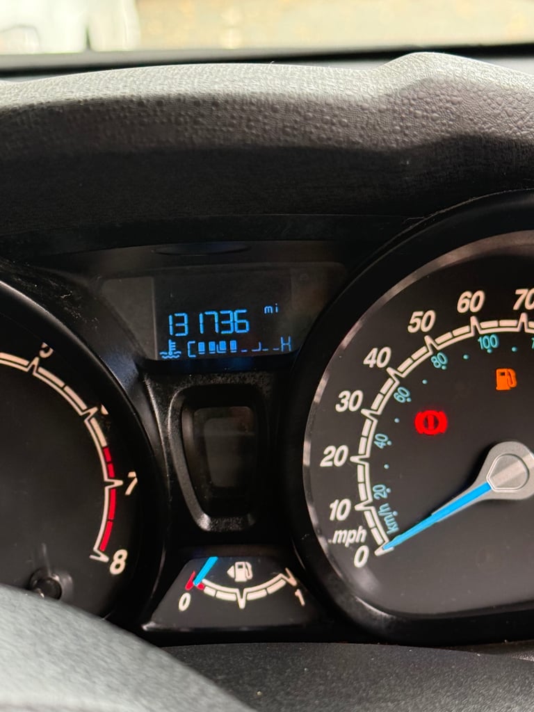 Ford, FIESTA, Hatchback, 2014, Manual, 1241 (cc), 3 doors