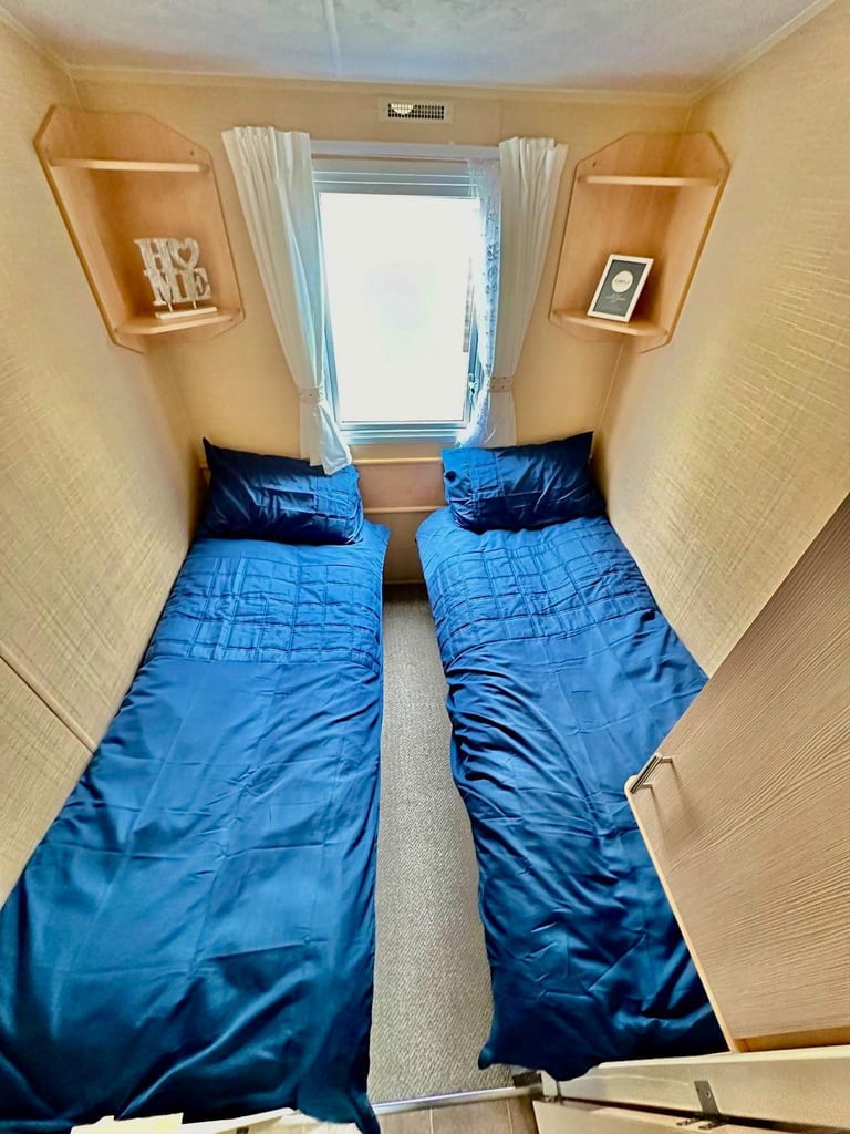 BEAUTIFUL HOLIDAY HOME FOR SALE NORTH WALES COST LINE, FREE 2024 SITE FEES