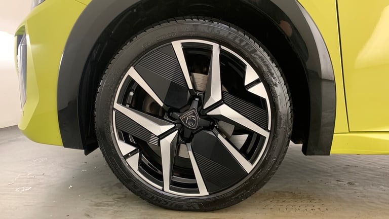 2024 Peugeot 208 1.2 PureTech MHEV GT Hatchback 5dr Petrol Hybrid e-DSC Euro 6 (s/s) (100 ps Hatc...