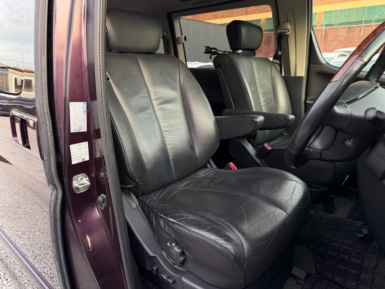 2008 Nissan Elgrand E51 HIGHWAY STAR 360 Camera 3.5 Petrol 8 Seater Full Leather Apple CarPlay  M...