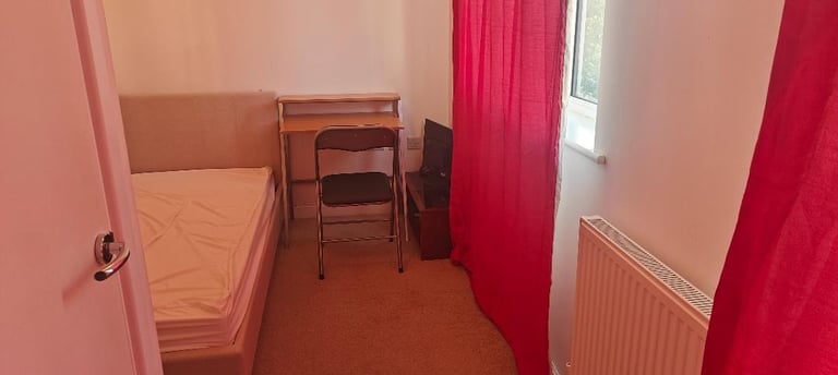 Single room available to rent in Dartford (NO AGENTS PLEASE)