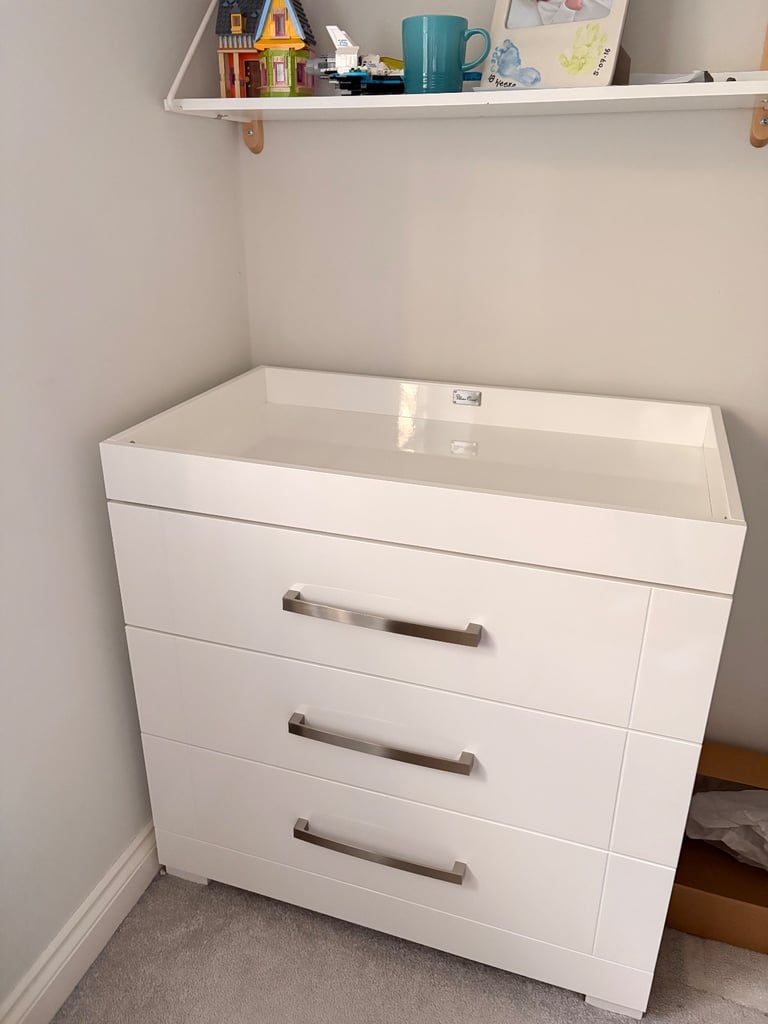 Nursery Bedroom Furniture 