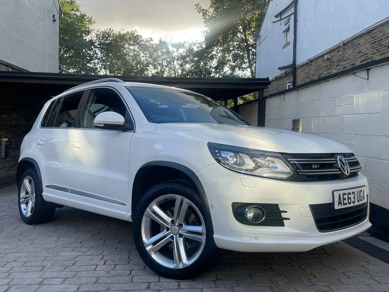 2013 Volkswagen Tiguan 2.0 TDi BlueMotion Tech R-Line 177 5dr DSG ESTATE Diesel Automatic