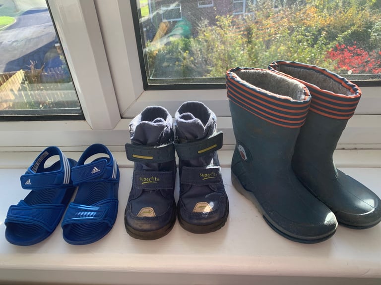 image for Kids size 7 shoe set