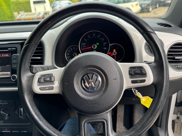 2012 Volkswagen Beetle beetle design tsi s-a Hatchback Petrol Automatic