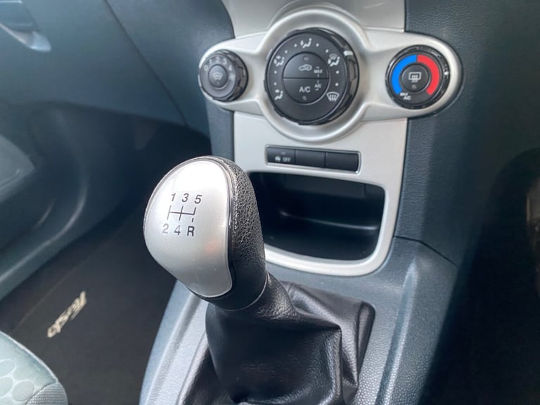 2011 Ford Fiesta 1.6 TDCi 95 Sport Van CAR DERIVED VAN Diesel Manual