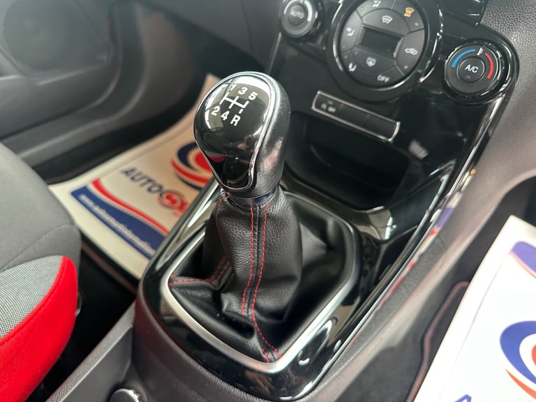 2014 Ford Fiesta 1.0 EcoBoost 140 Zetec S Red 3dr HATCHBACK Petrol Manual