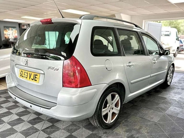 2003 Peugeot 307 1.6 SE 16v 5 seats 5dr [AC] ESTATE PETROL Manual